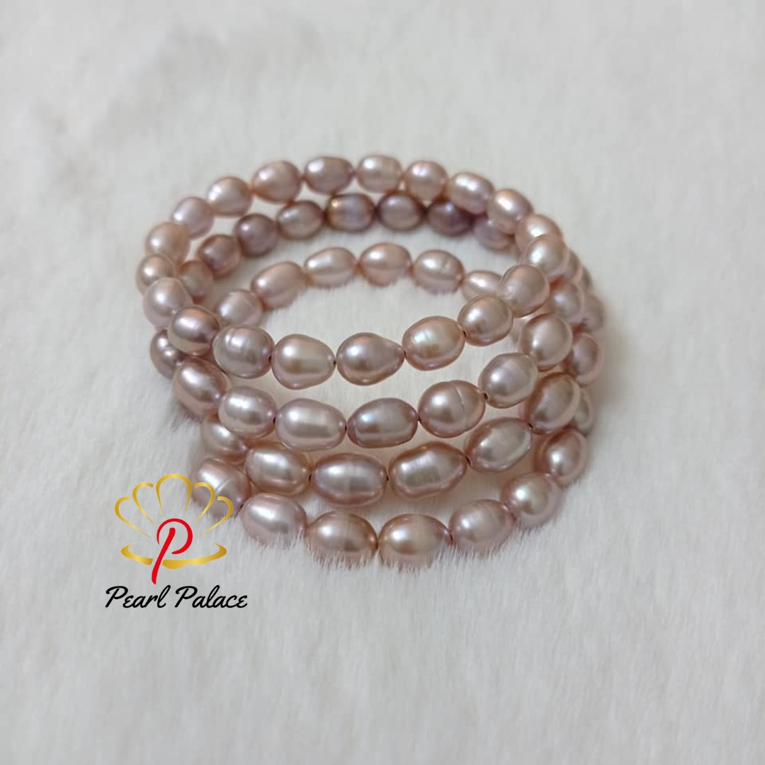 Serene Sunset_ Silver-Toned 4-Layer Pearl Bracelet